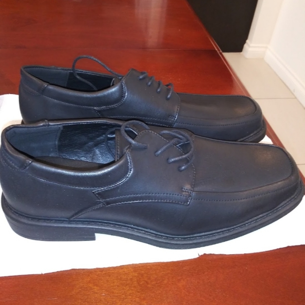 Worn Once Not Interested In Them Anymore. - image 2